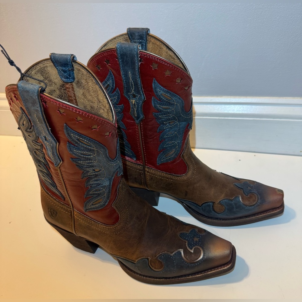 Ariat Bravery Western Boots - Picture 7 of 16
